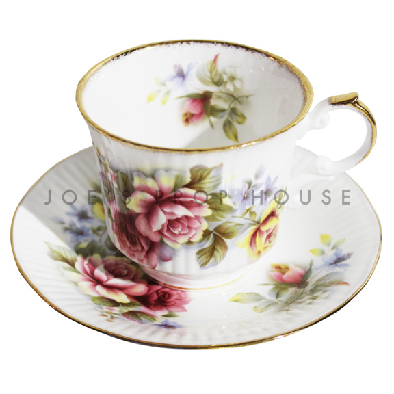 Tasse à thé et soucoupe florale Phoebe II