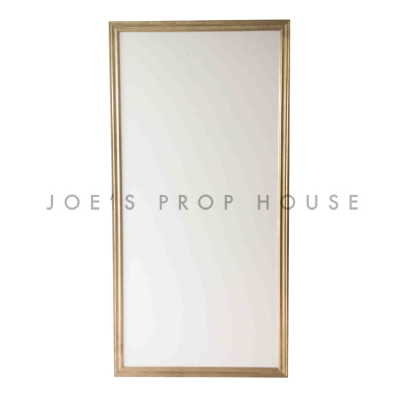 Self-Standing PLAIN Wall Ivory w/Gold Molding W4ft x H8ft