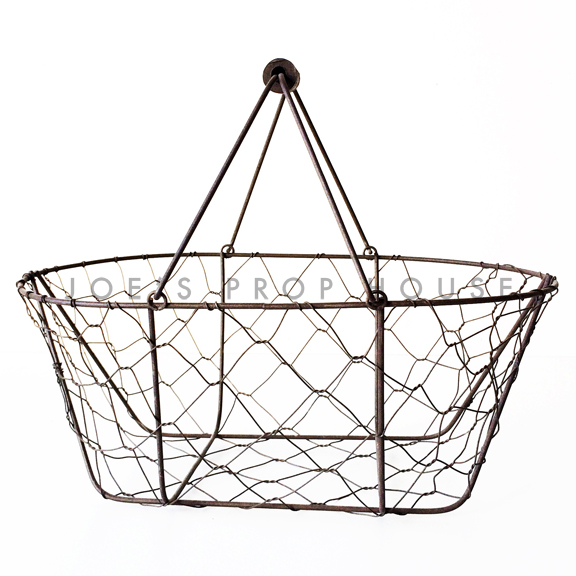 Cage de Poule Wire Basket w/Handle